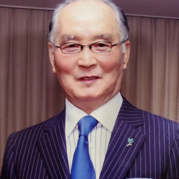 長嶋茂雄さんの現役時のさいんです。 長嶋茂雄さん死去 背番号3 永久に 「ON」共演 一時代築く | 毎日新聞